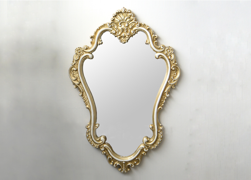   ſ <br />(Queens Gold Mirror)